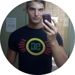 Photo de profil de l'utilisateur en ligne 8